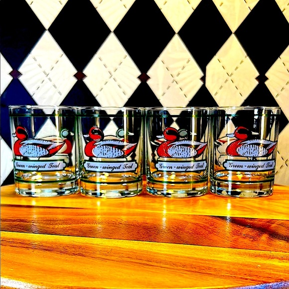 Vintage Georges Briard Ice Cooler with Lid & 4 Glass Set - Picture 10 of 16